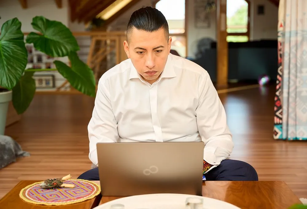Impuestos y documentos